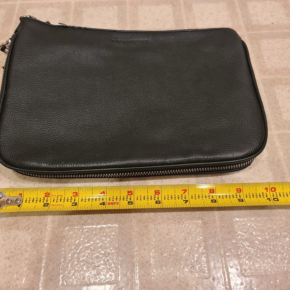 Banana Republic Black and White Leather Expandable Cosmetic Bag - Picture 5 of 6